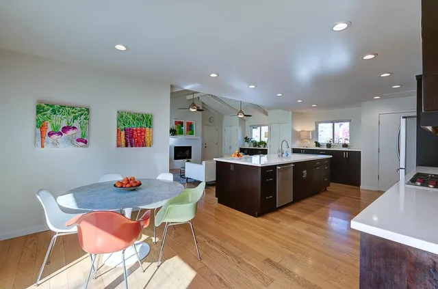 $640,000 | 2633 West San Jose Avenue, Fresno, CA 93711