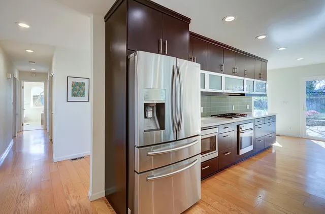 $640,000 | 2633 West San Jose Avenue, Fresno, CA 93711