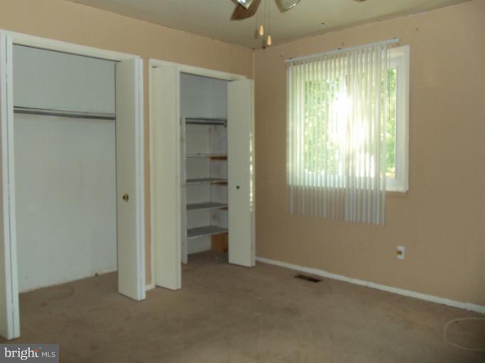 7771 Notley Road Pasadena, MD 21122 - Photo 9 of 17 Bedroom
