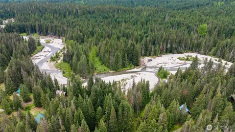 $569,950 | 42 Gold Creek Lane, Snoqualmie Pass, WA 98068