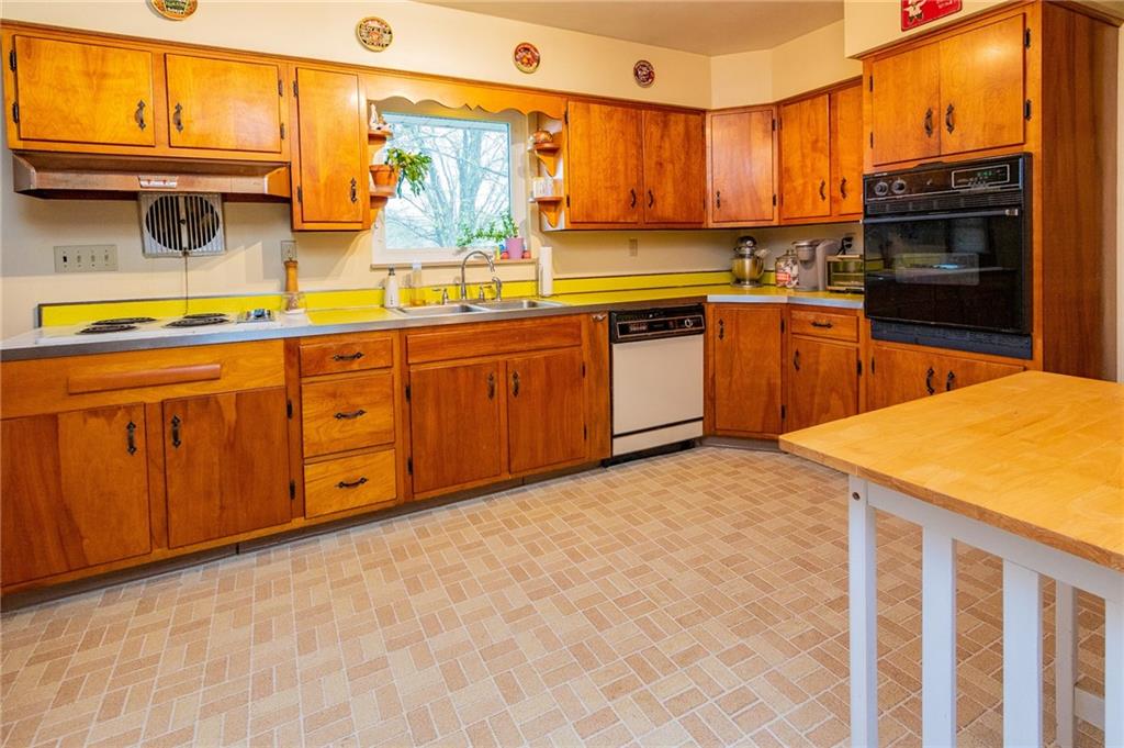 3412 Balsiger Road Apollo, PA 15613 - Photo 11 of 15 Gallery Image 11