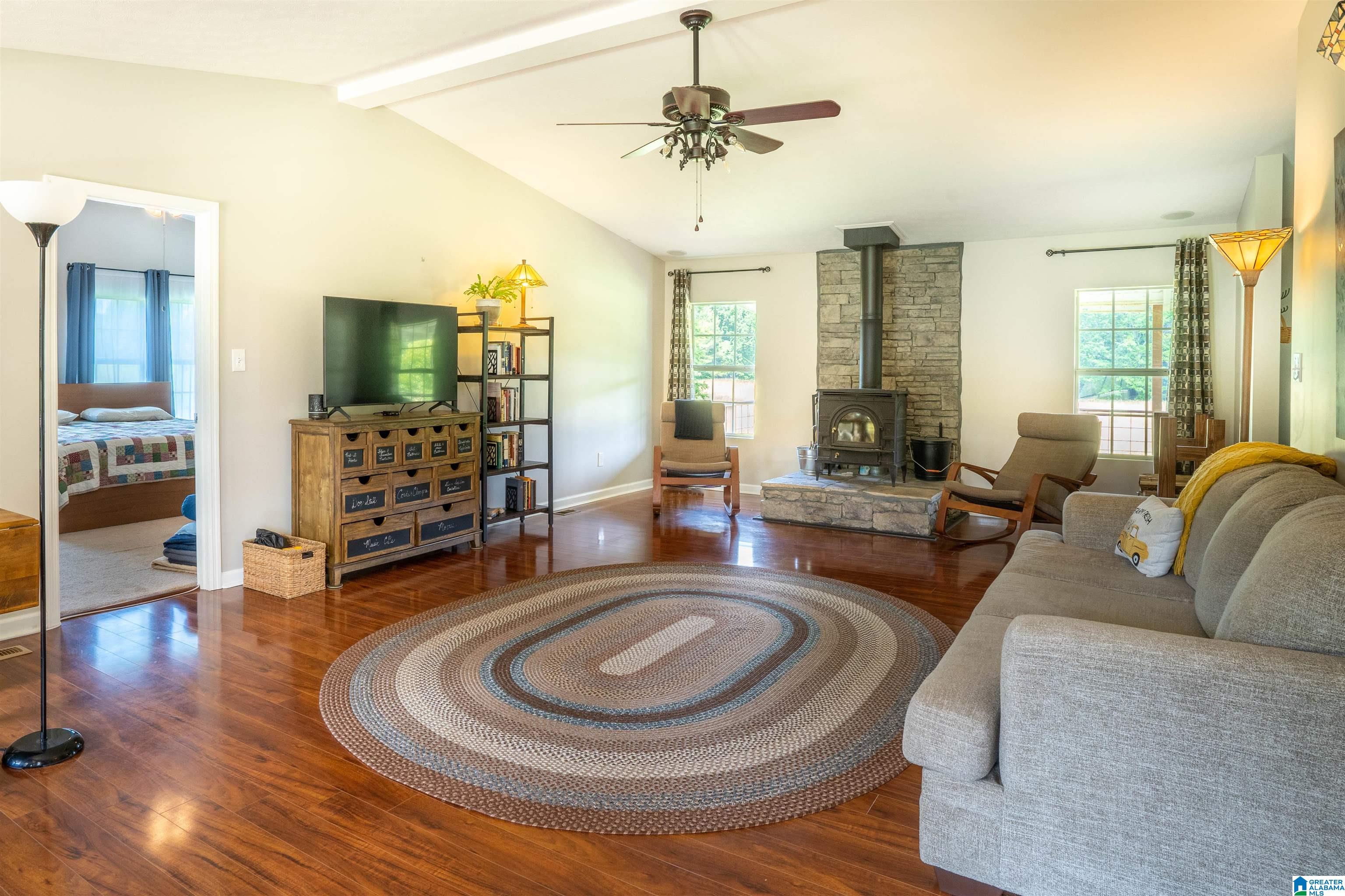 3960 Matt Smith Road Gadsden, AL 35907 - Photo 5 of 29
