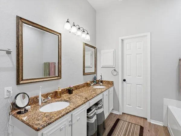$3,200 | 1316 Pelham Lane, Lewisville, TX 75077