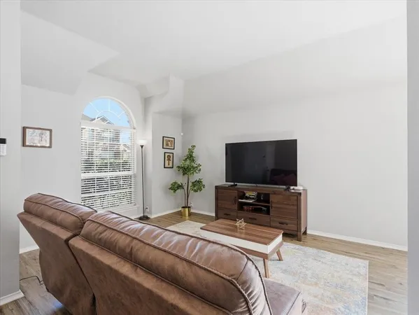 $3,200 | 1316 Pelham Lane, Lewisville, TX 75077