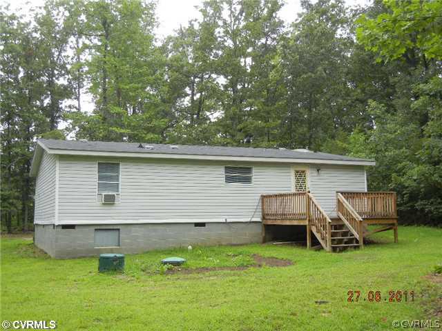 7731 South Genito Road Jetersville, VA 23083 - Photo 2 of 4 Exterior Back