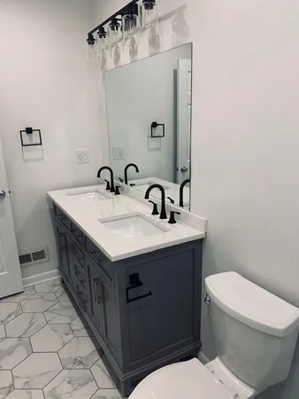 $179,900 | 210 Old Hickory Boulevard, Unit 36, Nashville, TN 37221