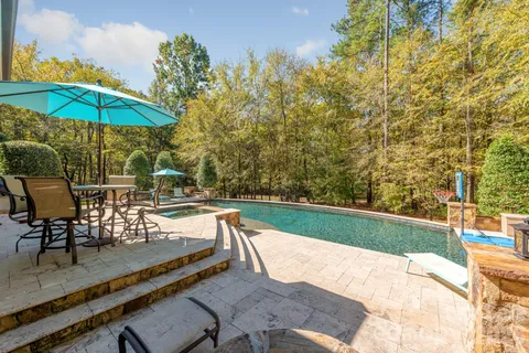 $1,675,000 | 6042 Foggy Glen Place, Matthews, NC 28104