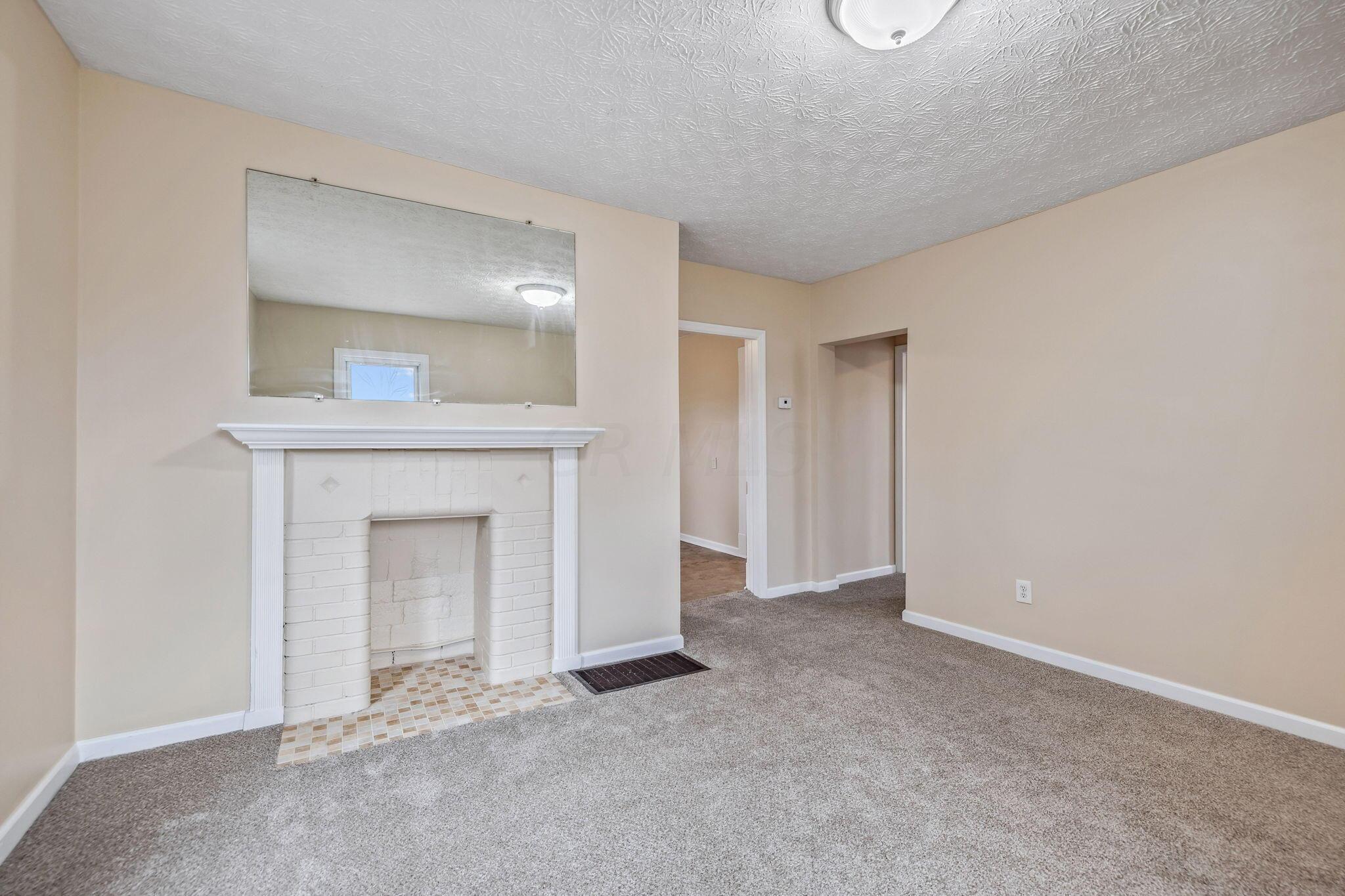 240 Delray Road Columbus, OH 43207 - Photo 7 of 28 35-web-or-mls-240-delray-rd