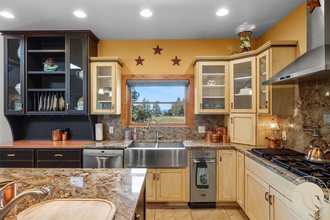 4545 High Trail Road Billings, MT 59101 - Photo 5 of 49 Gallery Image 5