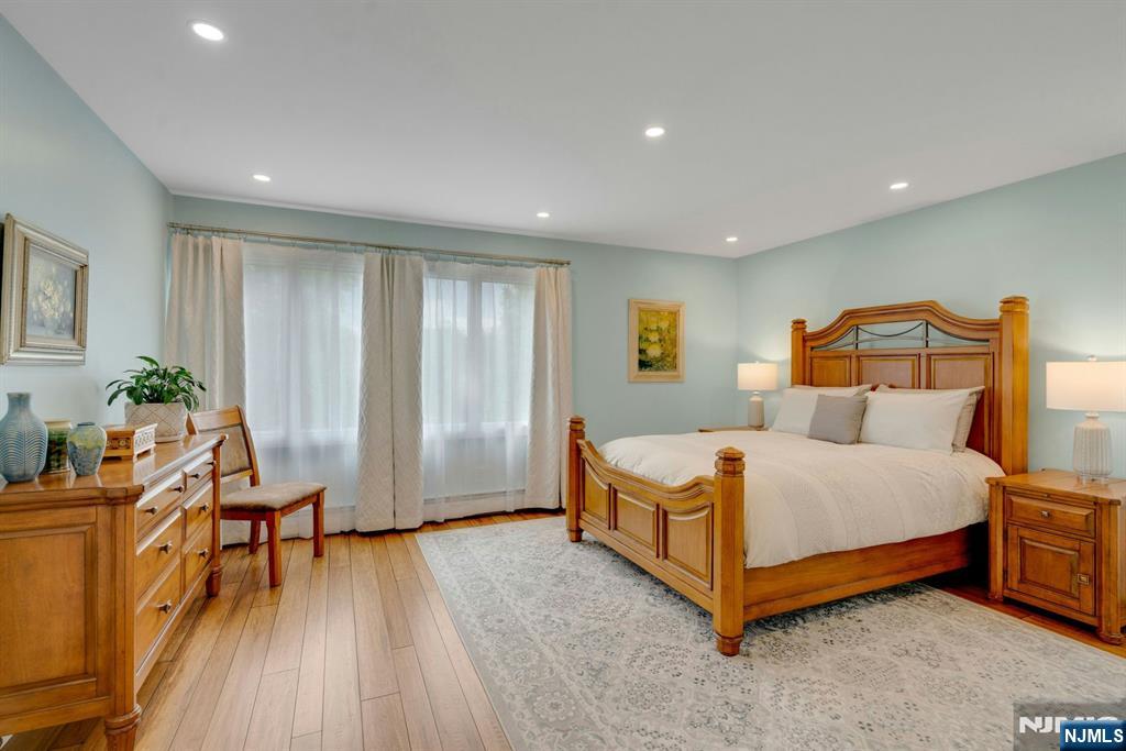 610 North Monroe Street Ridgewood, NJ 07450 - Photo 19 of 33