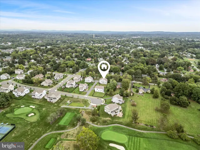 $4,950 | 221 32nd Street, Purcellville, VA 20132