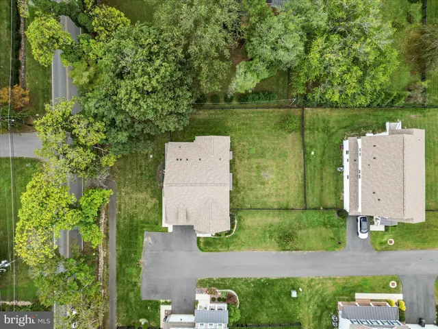 $4,950 | 221 32nd Street, Purcellville, VA 20132