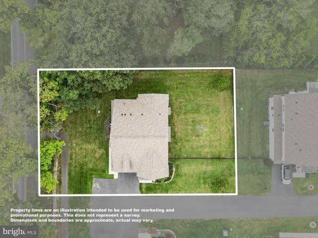 $4,950 | 221 32nd Street, Purcellville, VA 20132