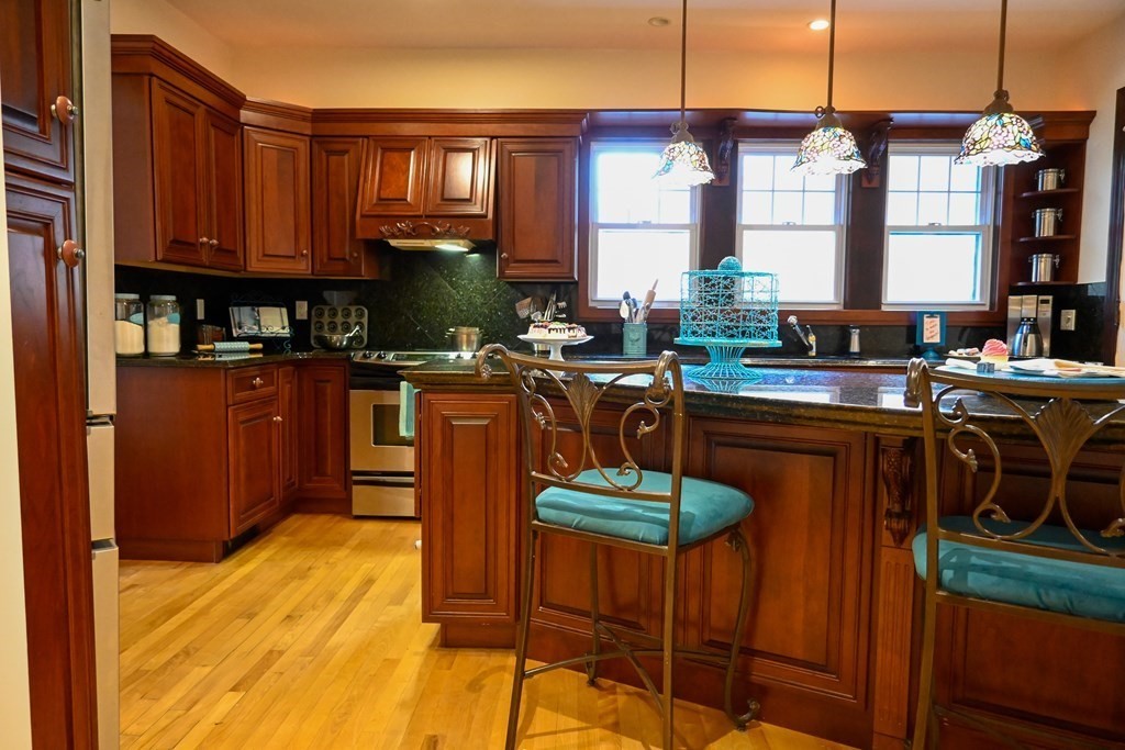 360 Salisbury Street Worcester, MA 01609 - Photo 14 of 42