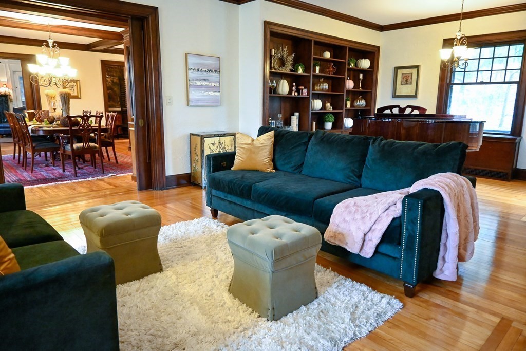 360 Salisbury Street Worcester, MA 01609 - Photo 7 of 42