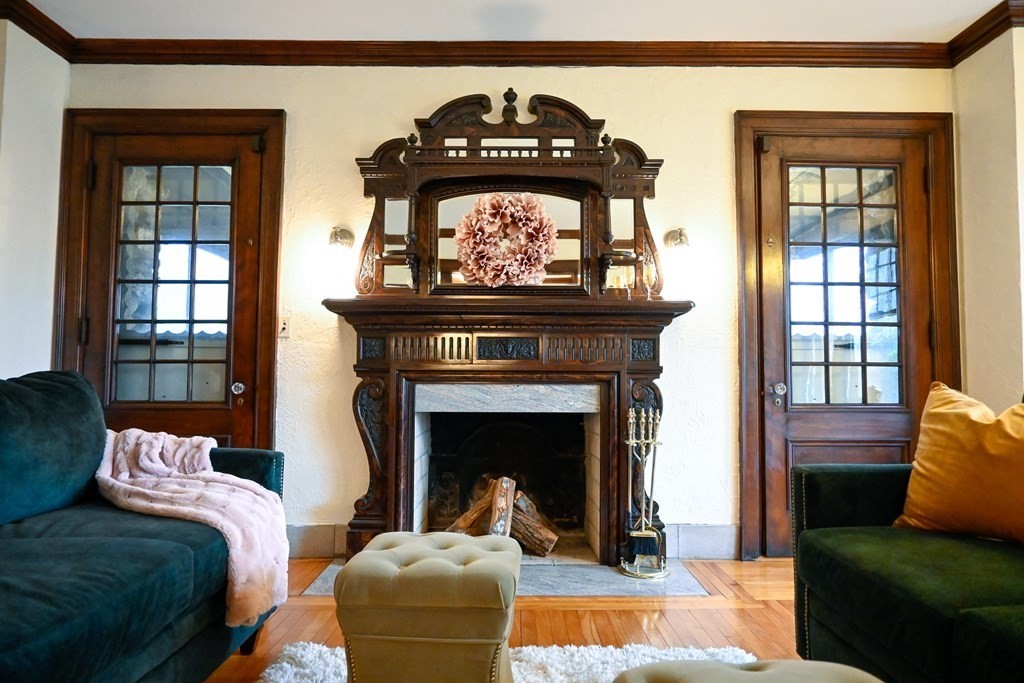 360 Salisbury Street Worcester, MA 01609 - Photo 8 of 42