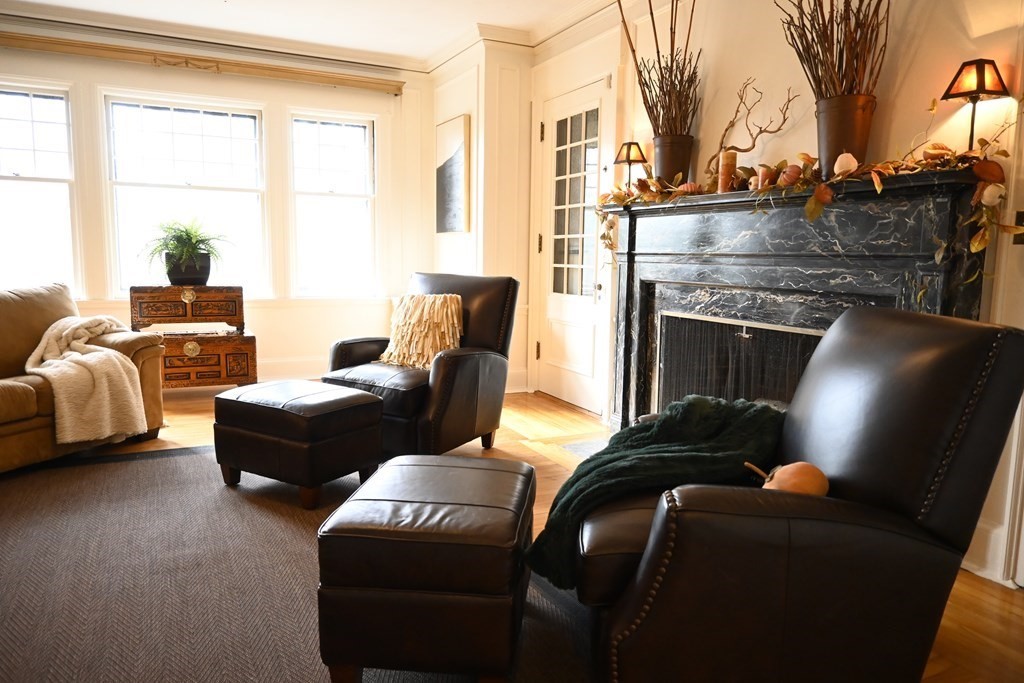 360 Salisbury Street Worcester, MA 01609 - Photo 10 of 42