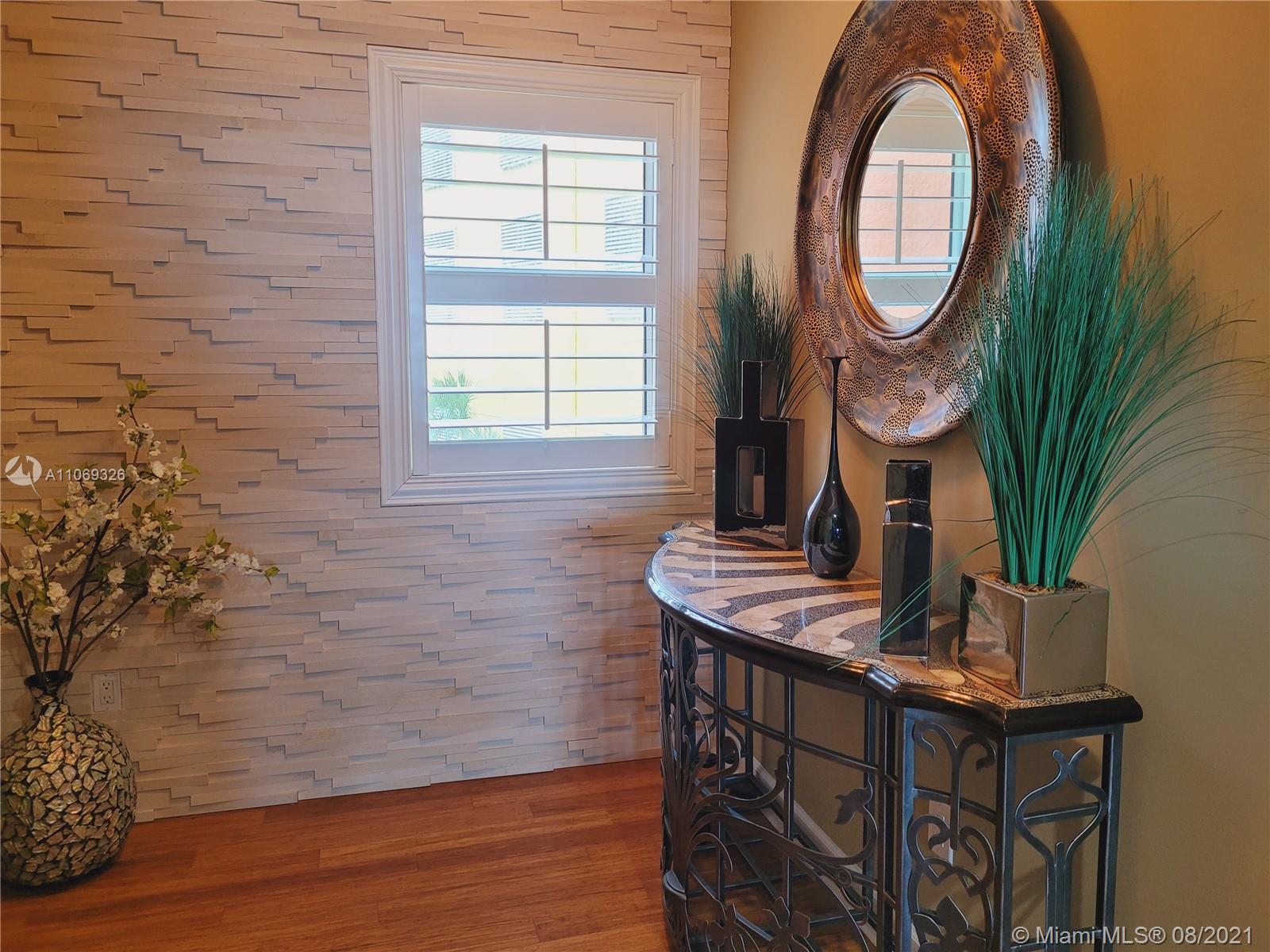 2650 Lake Shore Drive, Unit 401 Riviera Beach, FL 33404 - Photo 12 of 33