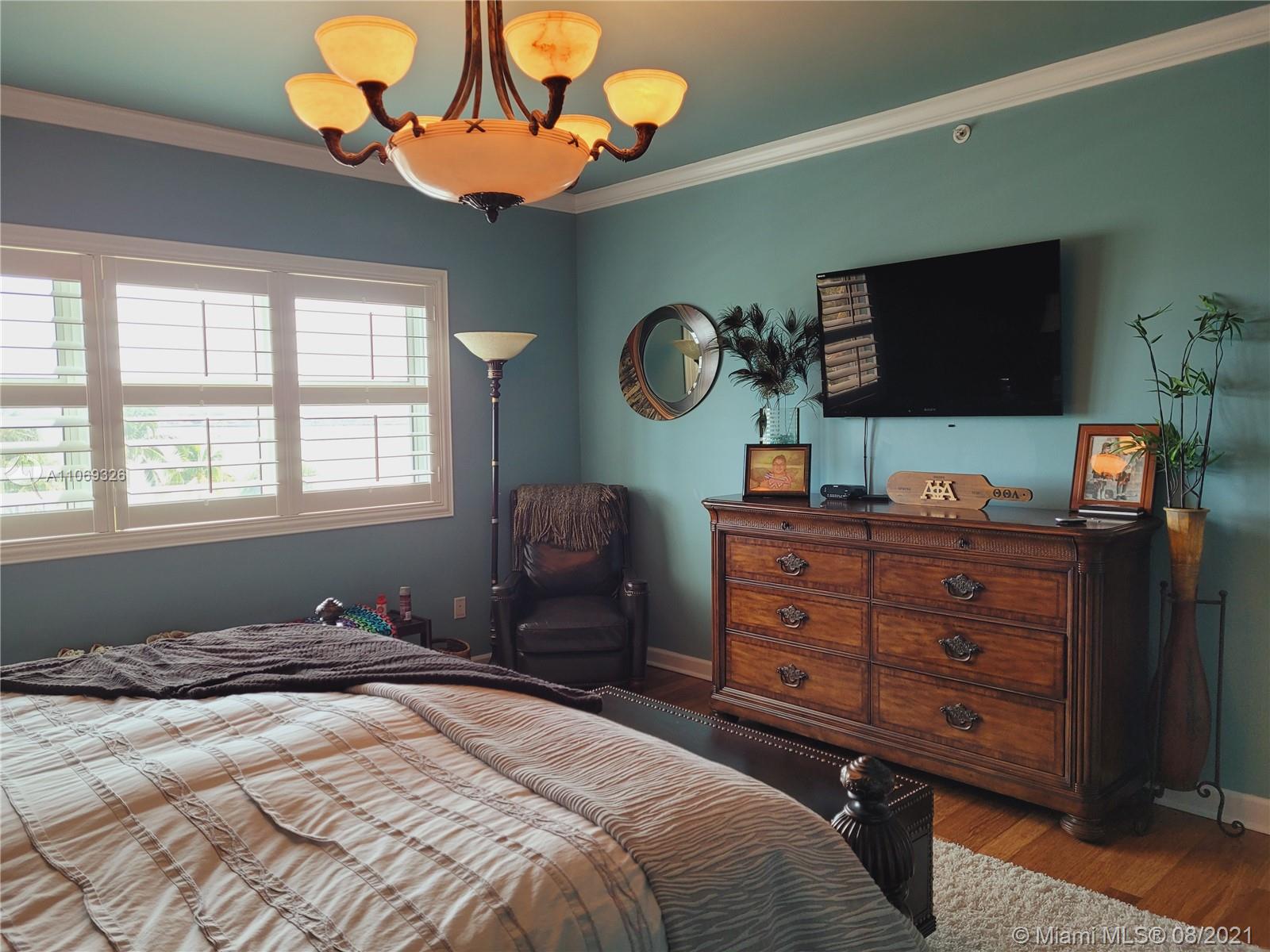 2650 Lake Shore Drive, Unit 401 Riviera Beach, FL 33404 - Photo 14 of 33