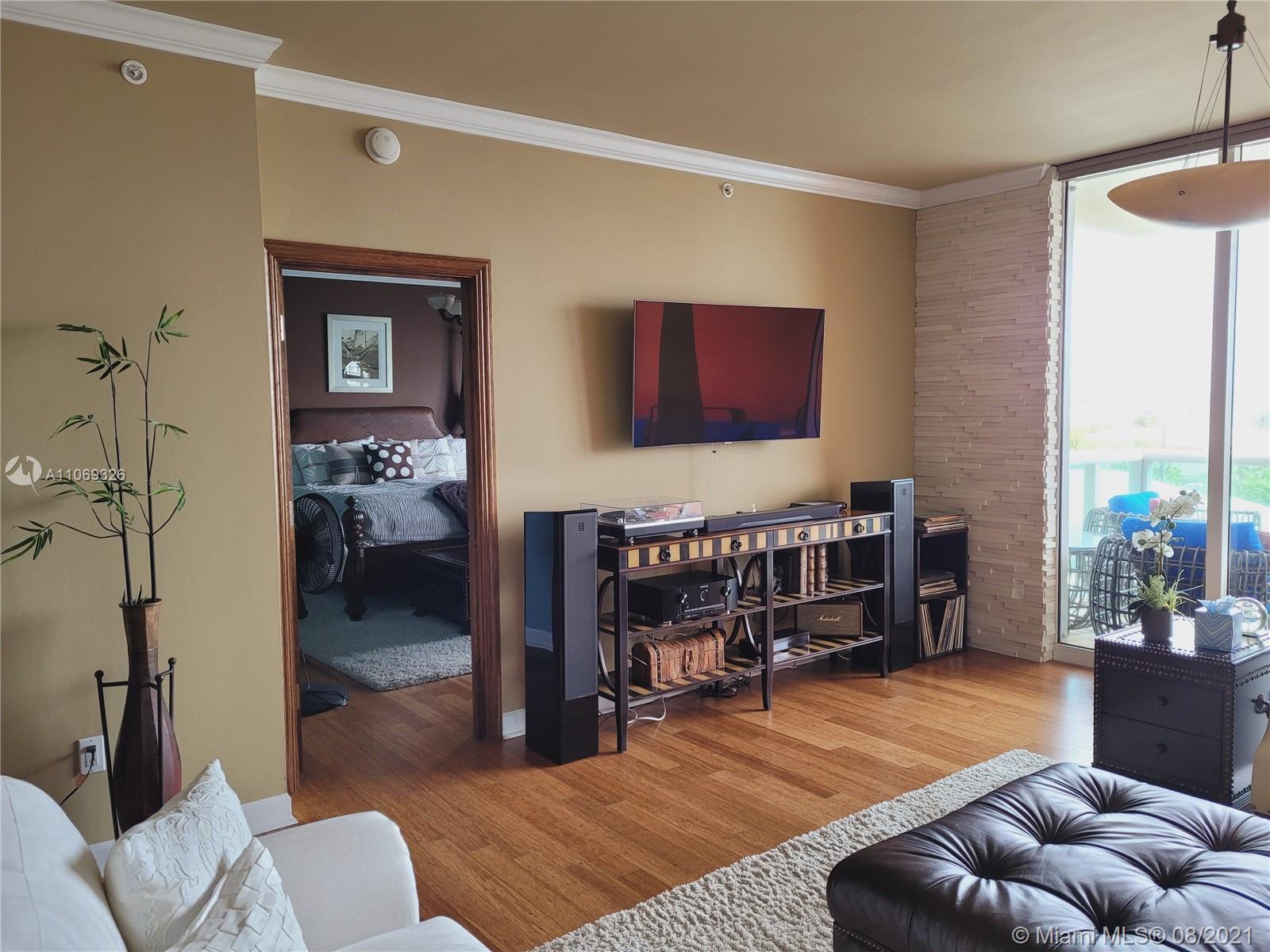 2650 Lake Shore Drive, Unit 401 Riviera Beach, FL 33404 - Photo 19 of 33