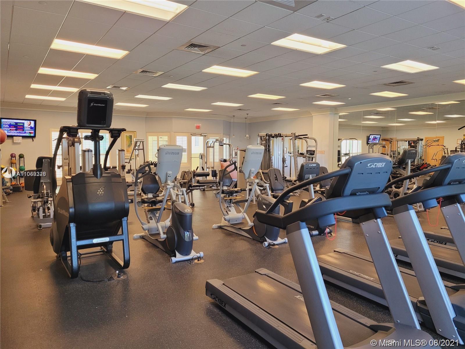 2650 Lake Shore Drive, Unit 401 Riviera Beach, FL 33404 - Photo 23 of 33