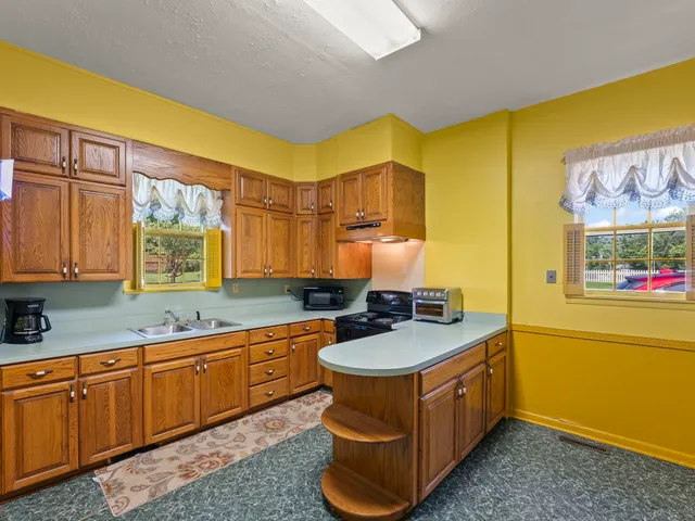 a view of livingroom with furniture