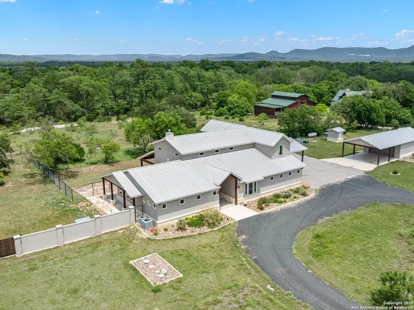 $1,700,000 | 497 Cypress Fls Road, Utopia, TX 78884