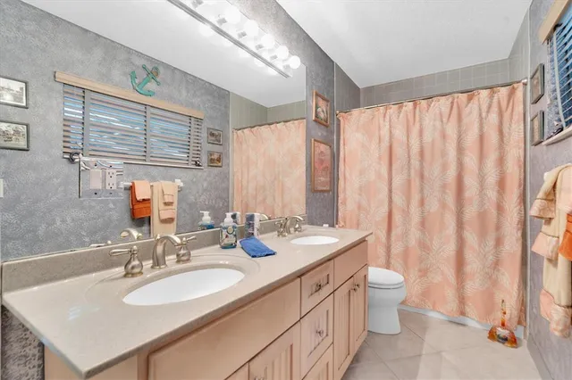 $550,000 | 12038 Stone Crossing Circle, Tampa, FL 33635