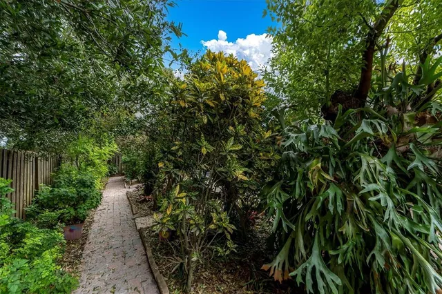 $550,000 | 12038 Stone Crossing Circle, Tampa, FL 33635