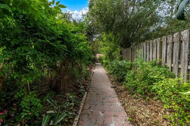 $550,000 | 12038 Stone Crossing Circle, Tampa, FL 33635