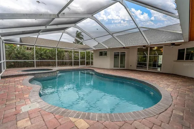 $550,000 | 12038 Stone Crossing Circle, Tampa, FL 33635