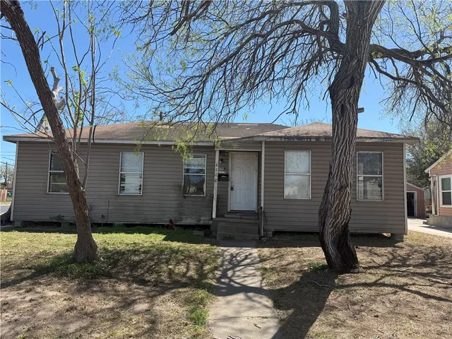 $1,195 | 4102 Naples Street, Corpus Christi, TX 78415
