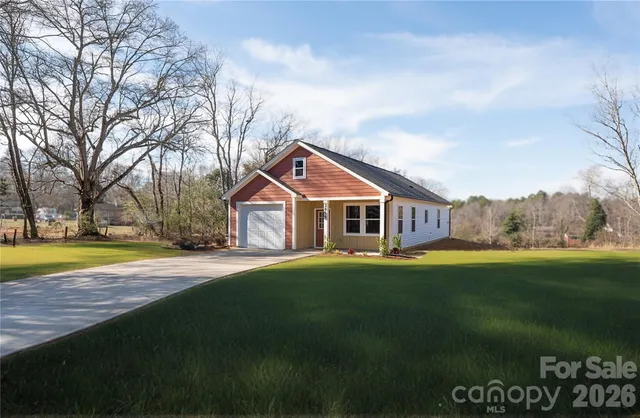 $299,000 | 2016 Willis Drive, Shelby, NC 28152