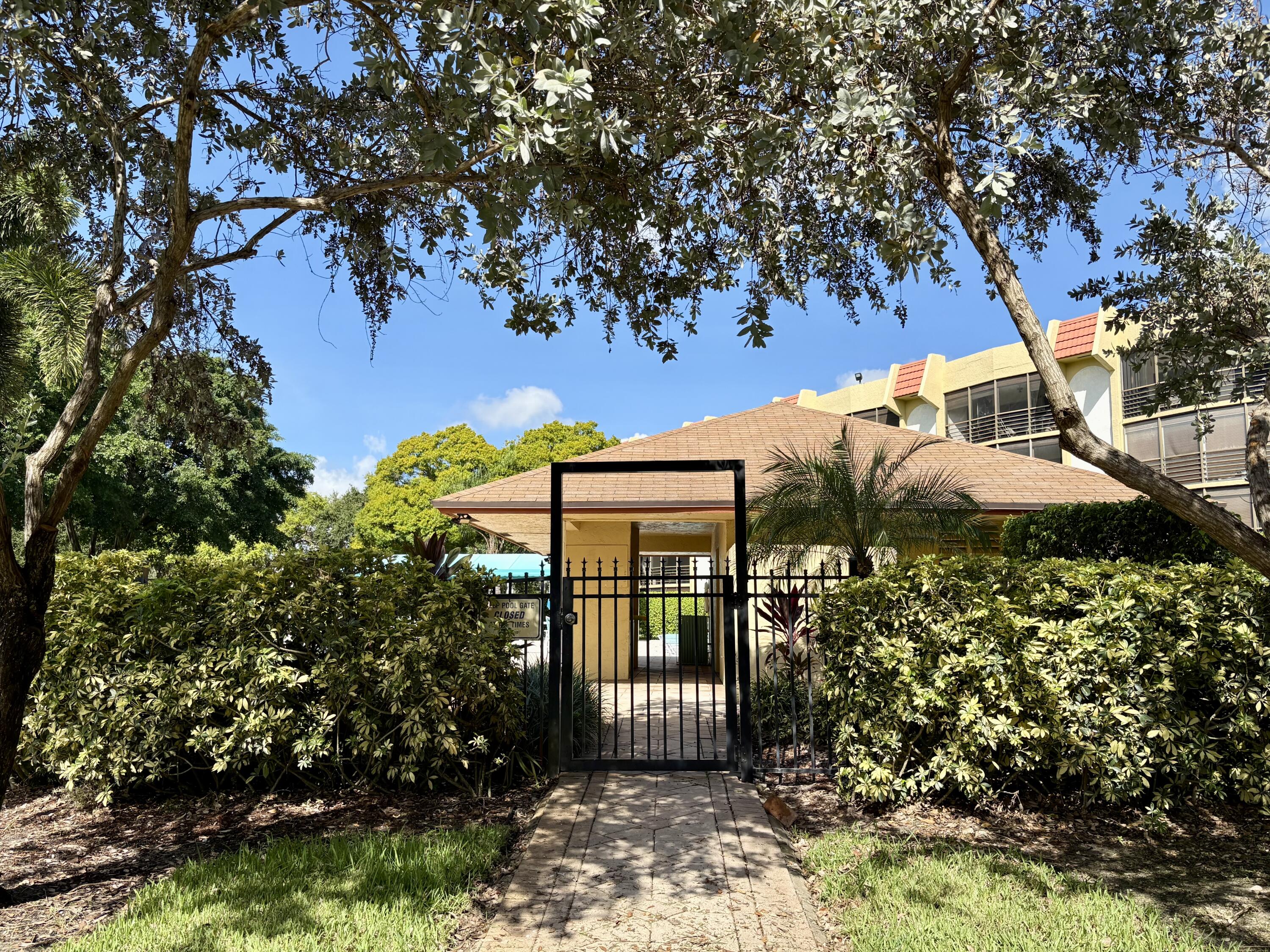 23265 Carolwood Lane, Unit 201 Boca Raton, FL 33428 - Photo 26 of 35 IMG_3859