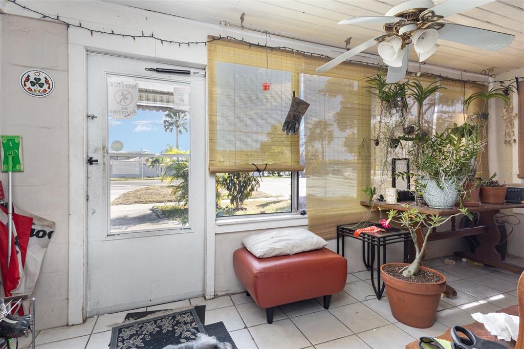 1638 East Main Street Lakeland, FL 33801 - Photo 4 of 16 a view of a livingroom with furniture and windows