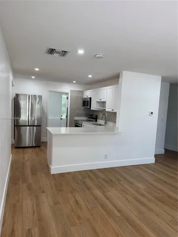 $434,900 | 1611 Northeast 32nd Place, Pompano Beach, FL 33064