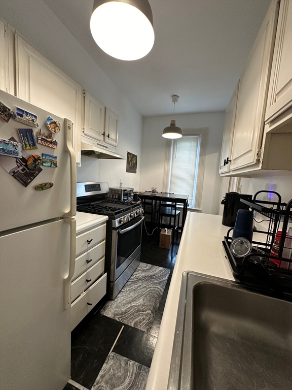 2 Inman Street, Unit 8 Cambridge, MA 02139 - Photo 6 of 10