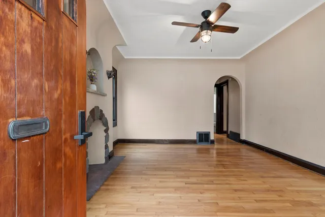 $209,900 | 409 South Baird Street, Green Bay, WI 54301