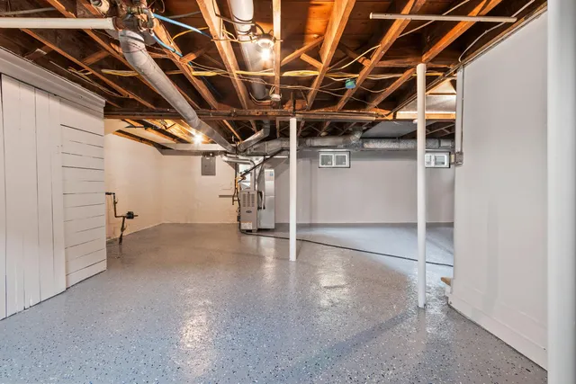 $209,900 | 409 South Baird Street, Green Bay, WI 54301