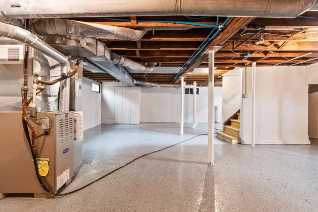 $209,900 | 409 South Baird Street, Green Bay, WI 54301