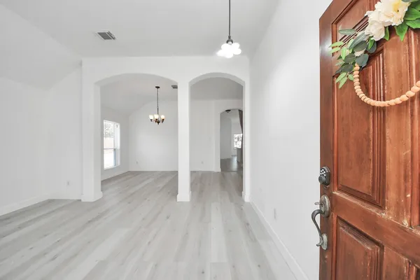 $2,349 | 10850 White Oak Point Court, Cypress, TX 77429