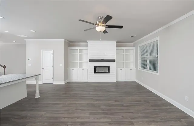 $383,200 | 5526 Leyland Drive, Flowery Branch, GA 30542