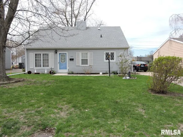 $152,000 | 305 Manor Street, Pekin, IL 61554