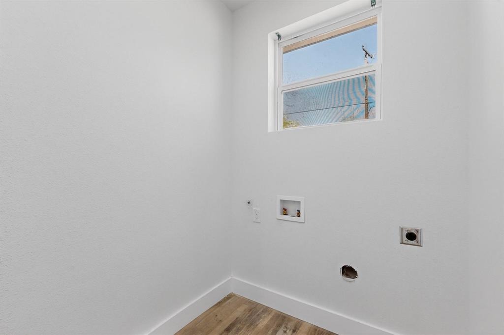 106 Jones Street Terrell, TX 75160 - Photo 17 of 26 a view of a small space