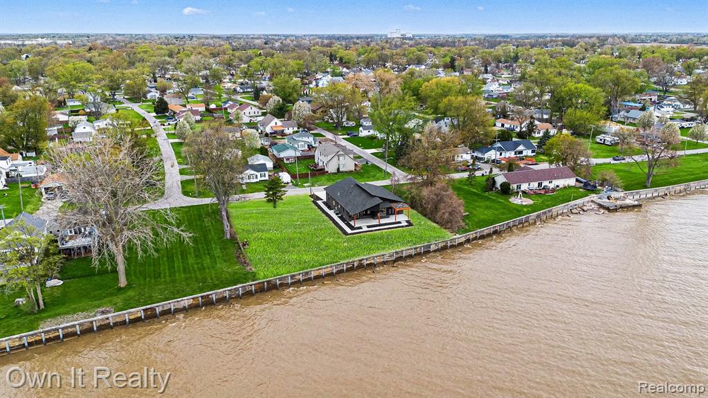 2020 Edgewater Street Monroe, MI 48162 - Photo 34 of 41
