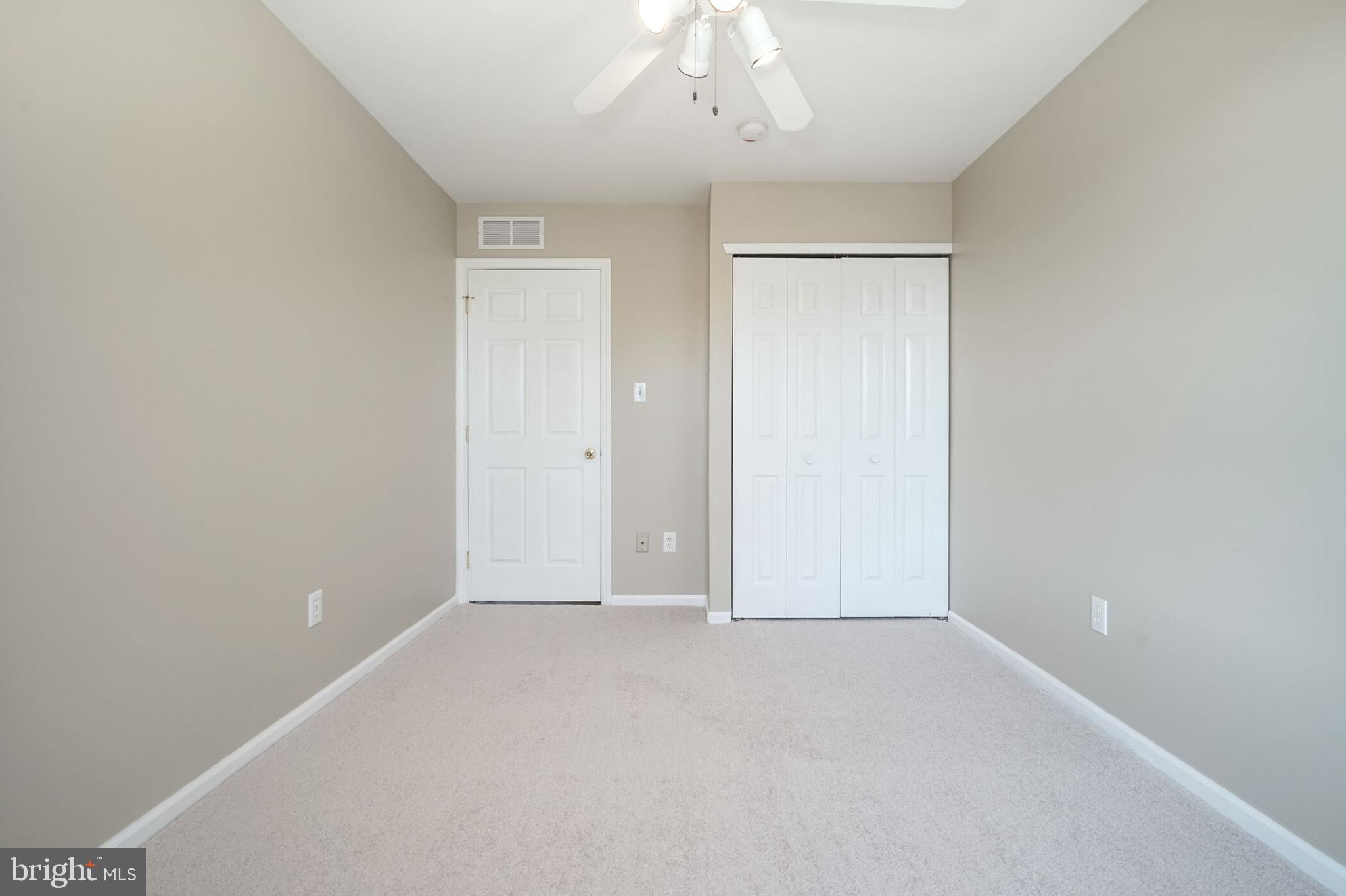 580 School House Road Williamstown, NJ 08094 - Photo 27 of 36 Bedroom Closets