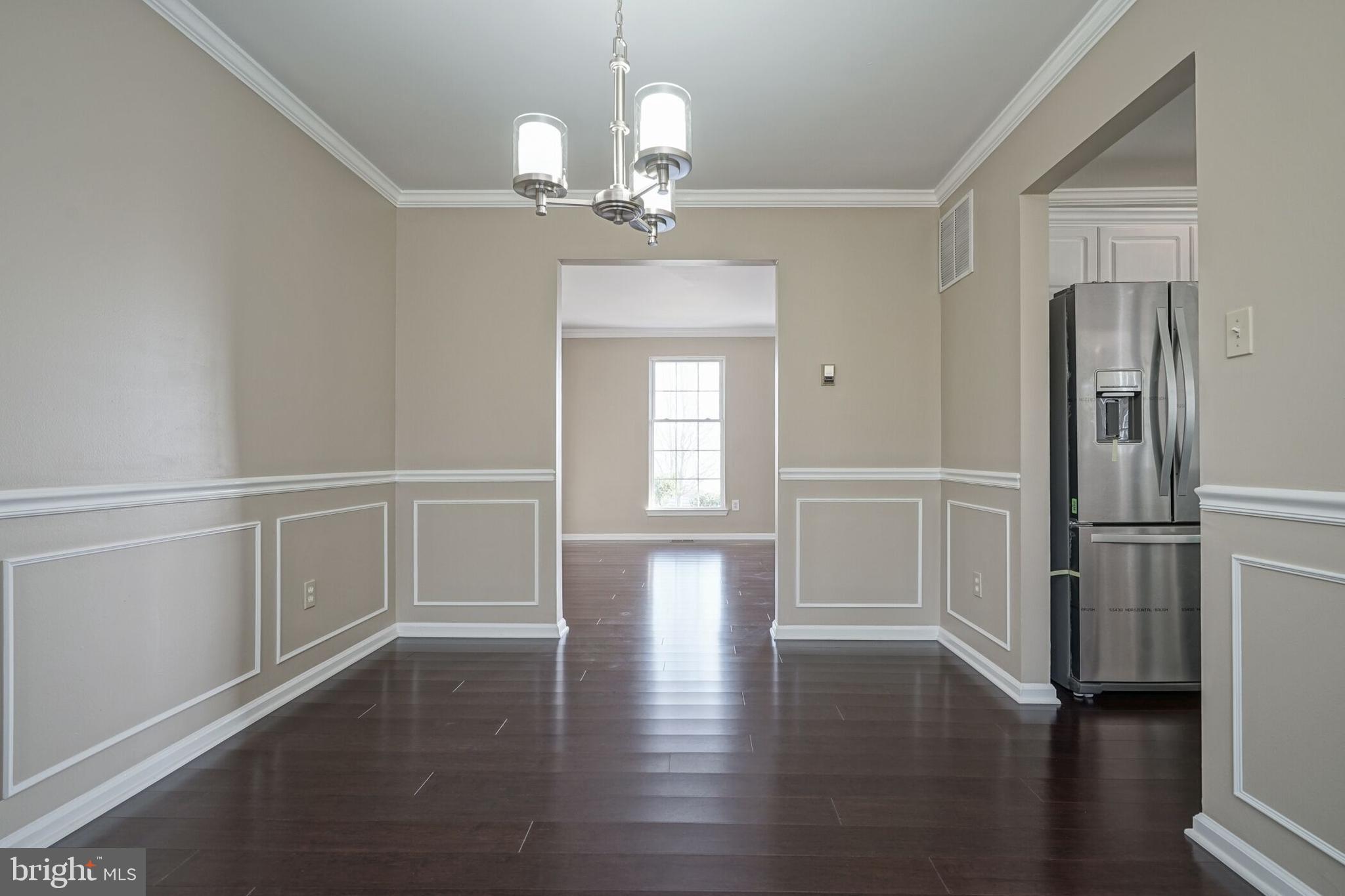 580 School House Road Williamstown, NJ 08094 - Photo 6 of 36 Dining Room