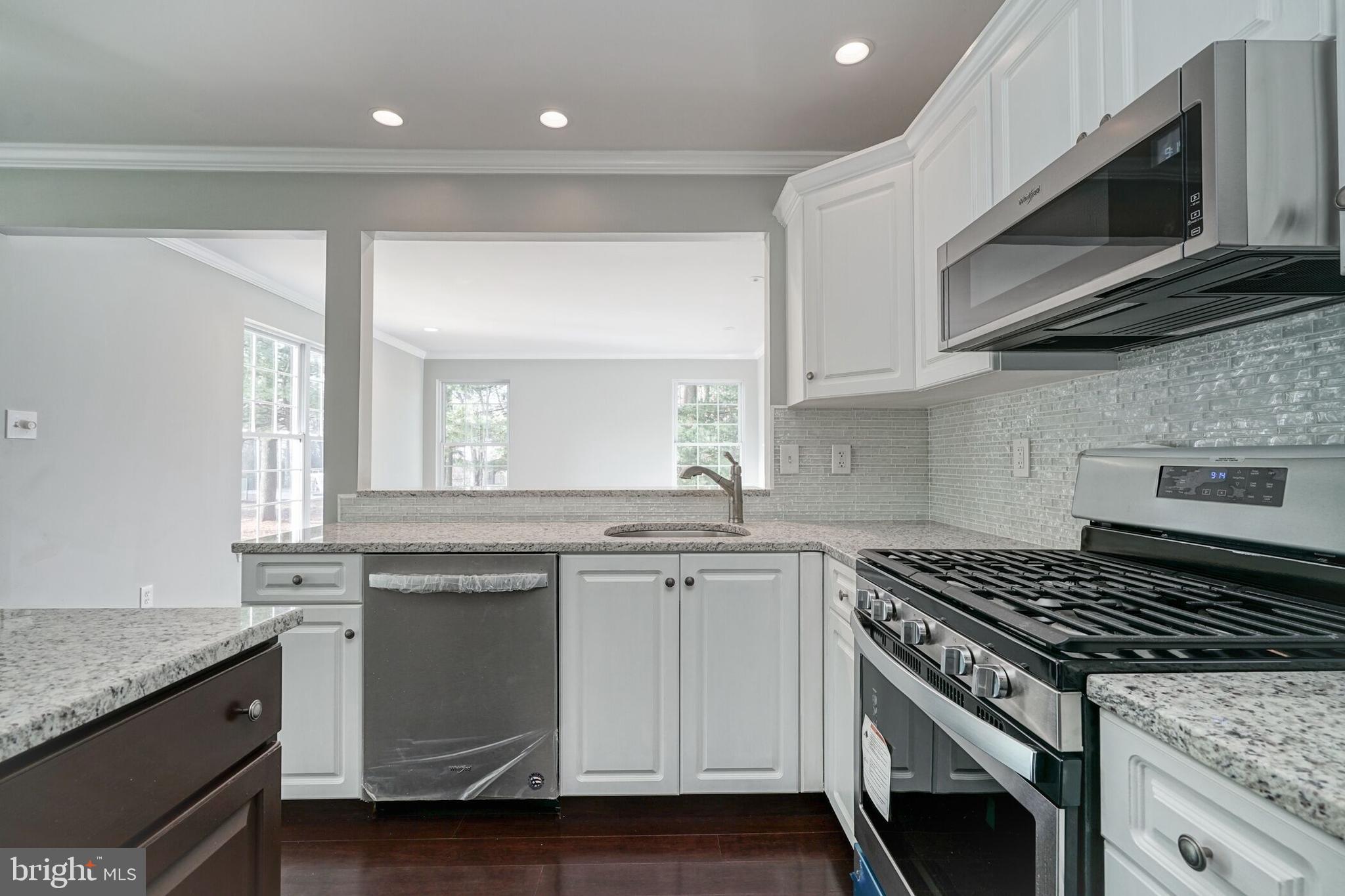 580 School House Road Williamstown, NJ 08094 - Photo 9 of 36 Kitchen