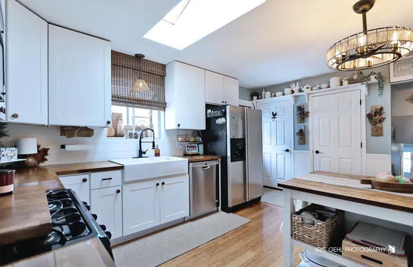 $350,000 | 503 East Lake Avenue, Round Lake Beach, IL 60073