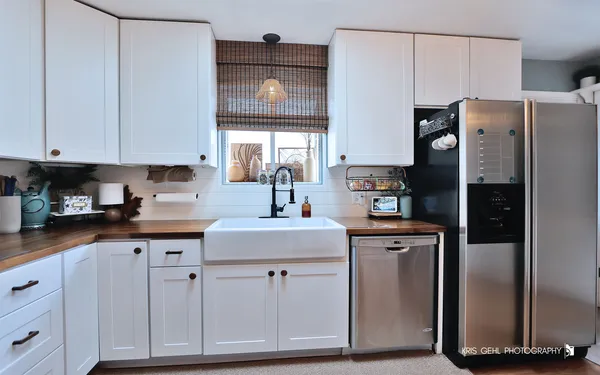 $350,000 | 503 East Lake Avenue, Round Lake Beach, IL 60073